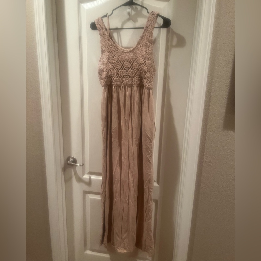 Women’s crotchet dress NWT